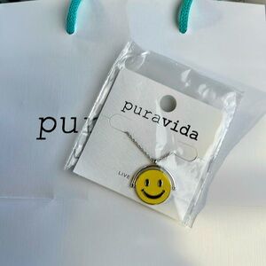 Puravida Silver Smile Necklace
